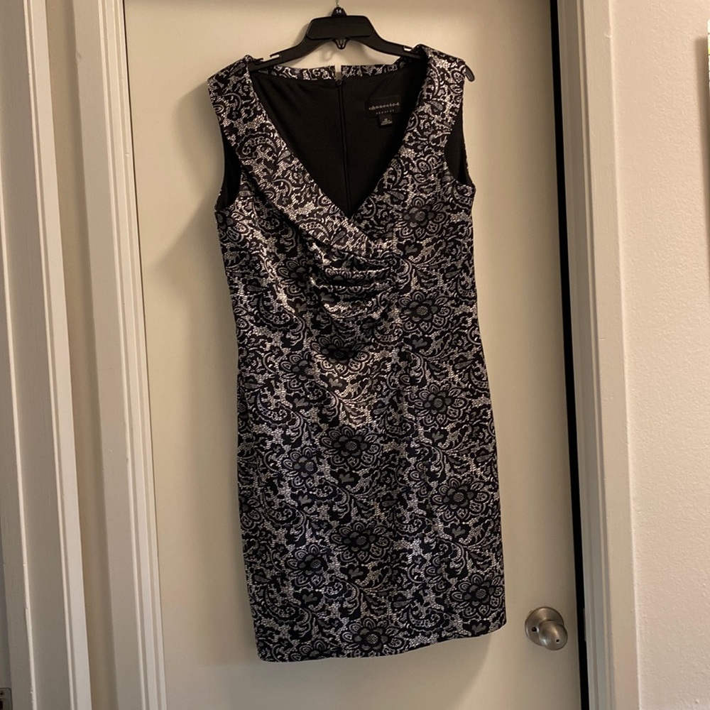 Connected brand , size 12